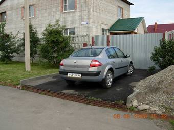 2004 Renault Megane Photos