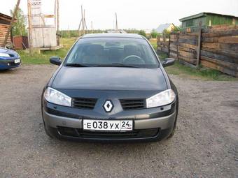 2004 Renault Megane Photos