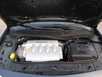 2004 Renault Megane Images