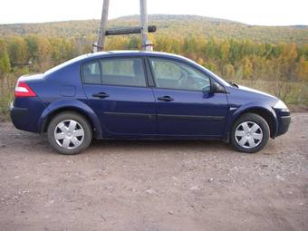 2004 Renault Megane Pictures