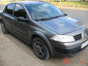 2005 Renault Megane Pictures