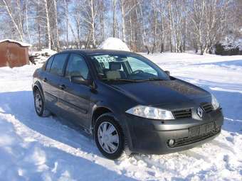 2005 Renault Megane Pictures