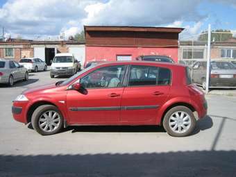 2005 Renault Megane Photos