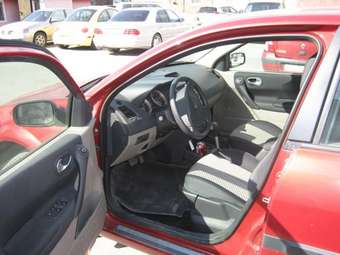 2005 Renault Megane Photos