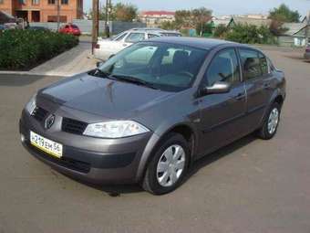 2005 Renault Megane Photos