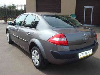 2005 Renault Megane Pictures