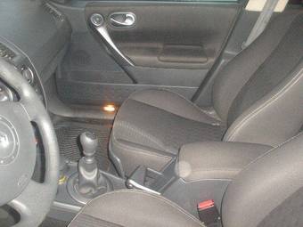 2005 Renault Megane Photos