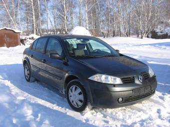 2005 Renault Megane Pictures