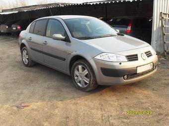 2005 Renault Megane Photos