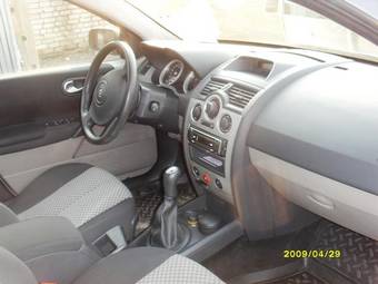 2005 Renault Megane Photos