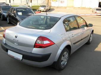 2005 Renault Megane Pictures