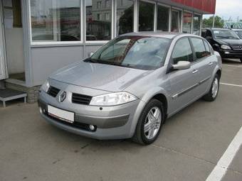 2005 Renault Megane Photos