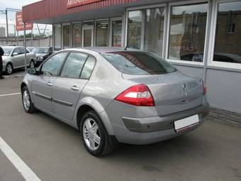 2005 Renault Megane Photos