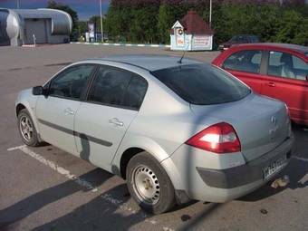 2005 Renault Megane Photos