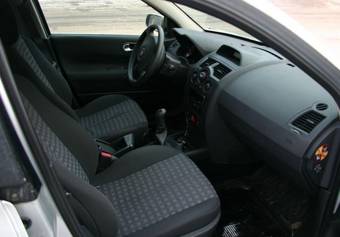 2006 Renault Megane Pictures