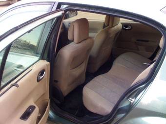 2006 Renault Megane Pictures
