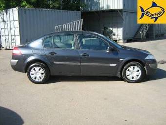 2006 Renault Megane Pictures