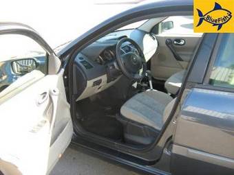 2006 Renault Megane Pictures