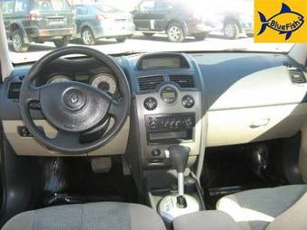 2006 Renault Megane Photos