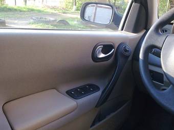 2006 Renault Megane Photos
