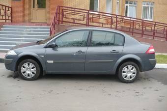 2006 Renault Megane Pictures