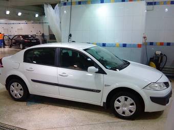 2006 Renault Megane Pics