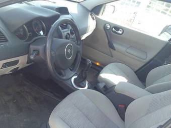 2006 Renault Megane Photos