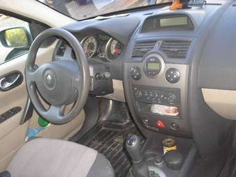 2007 Renault Megane Pictures