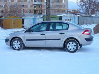 2007 Renault Megane Photos