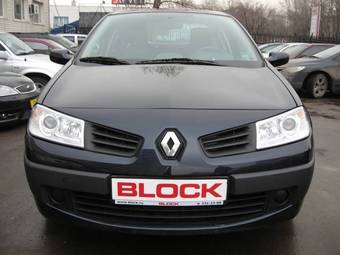 2007 Renault Megane Photos