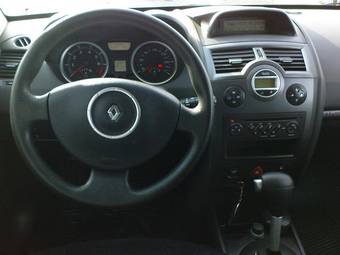 2007 Renault Megane Pictures