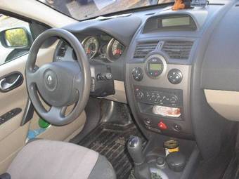 2007 Renault Megane Photos