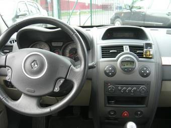 2007 Renault Megane Pics