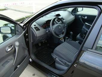 2007 Renault Megane Images