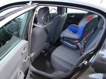 2007 Renault Megane Pictures