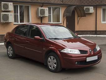 2007 Renault Megane Photos