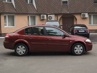 2007 Renault Megane Photos