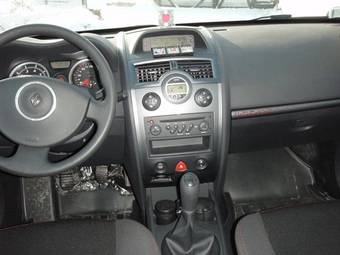 2008 Renault Megane Wallpapers