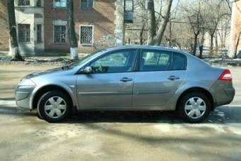 2008 Renault Megane Images