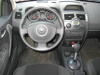 2008 Renault Megane Images