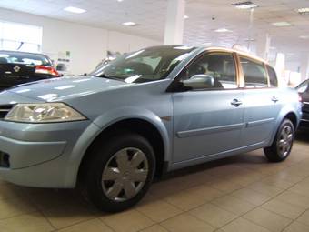 2008 Renault Megane Pictures