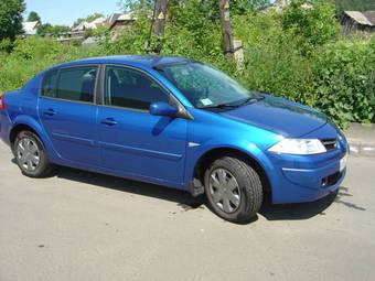 2008 Renault Megane Pictures