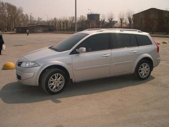 2008 Renault Megane Photos