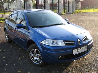 2008 Renault Megane Photos