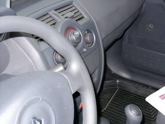 2008 Renault Megane Pictures