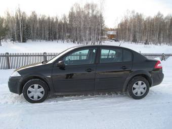 2008 Renault Megane Photos