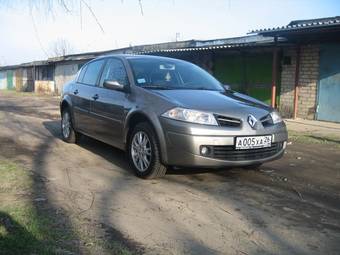 2008 Renault Megane Photos