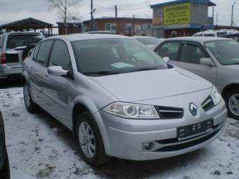 2008 Renault Megane Photos