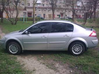 2008 Renault Megane Photos