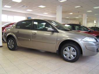 2009 Renault Megane Pictures